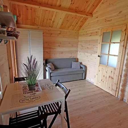 Sundar Darlowko Lodge